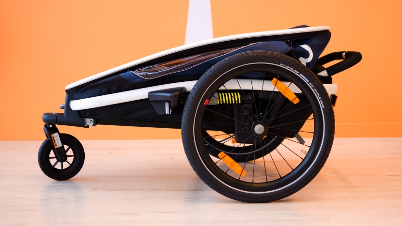 hamax outback - the hamax doesn&#039;t get much smaller when folded. removing the wheels...