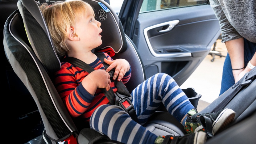 the graco slimfit is a similar option to the graco 4ever, but it has...