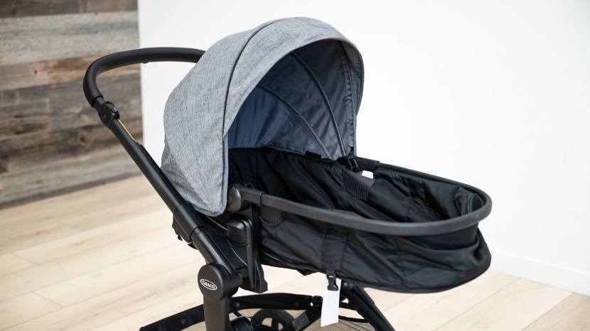 the modes seat can be a bassinet or a toddler seat.