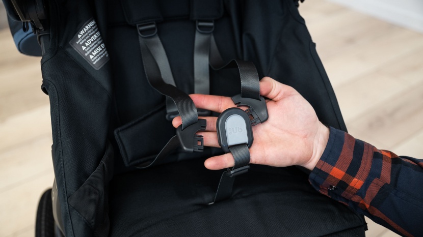 uppababy ridge - the webbing on the ridge harness is soft and skin-friendly while the...