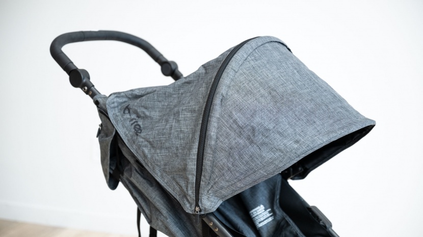 the b-free canopy can be made bigger with a zip-open panel.