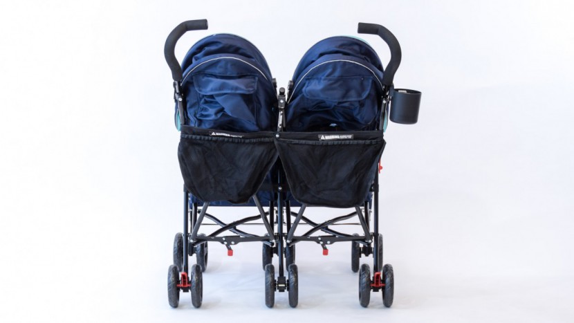 double travel stroller - the delta has a flimsy and disheveled appearance more akin to a toy...