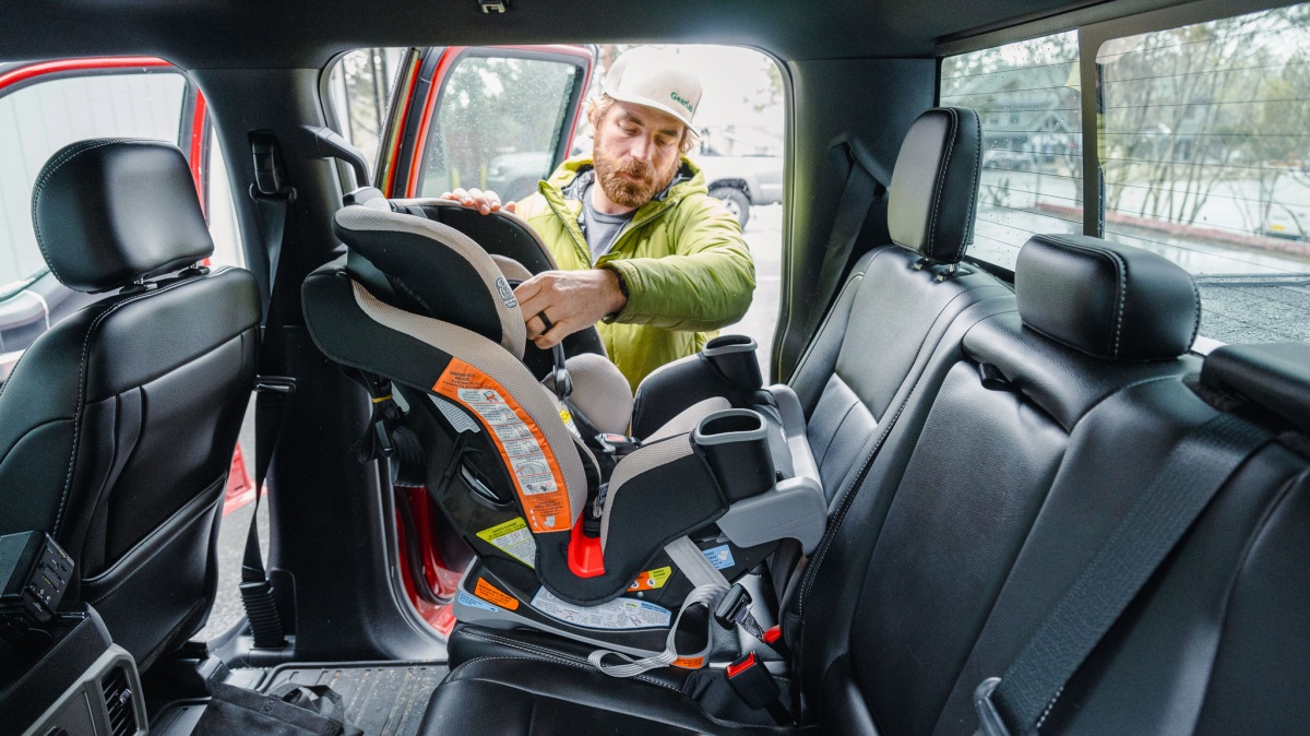 graco extend2fit 3 in 1 convertible car seat review