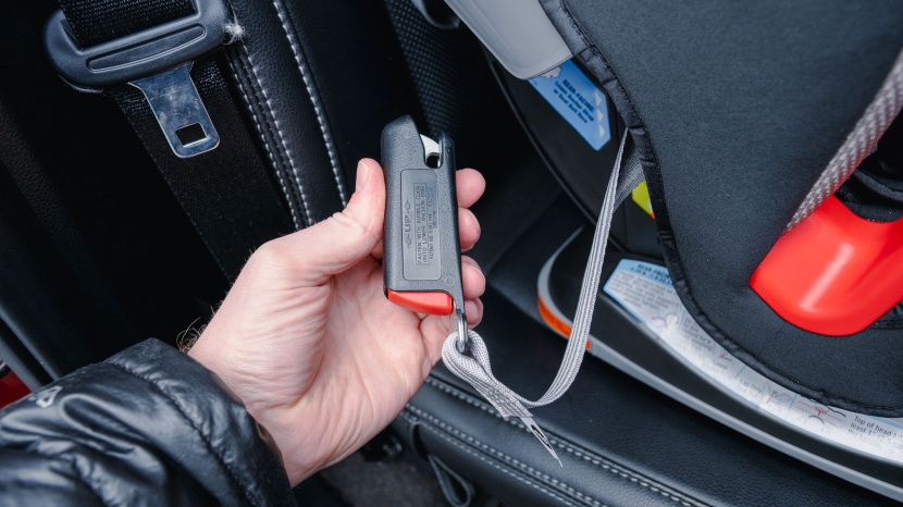the extend2fit has push-style latch connectors that are easier to...