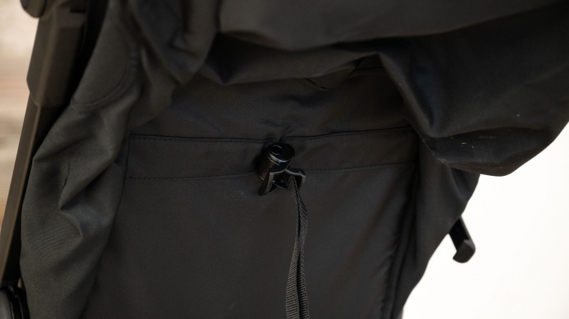 baby jogger city tour 2 single - the baby jogger seat recline has a pinchable toggle to recline and...