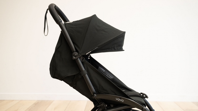 while not the deepest of reclines, the babyzen seat reclines enough...