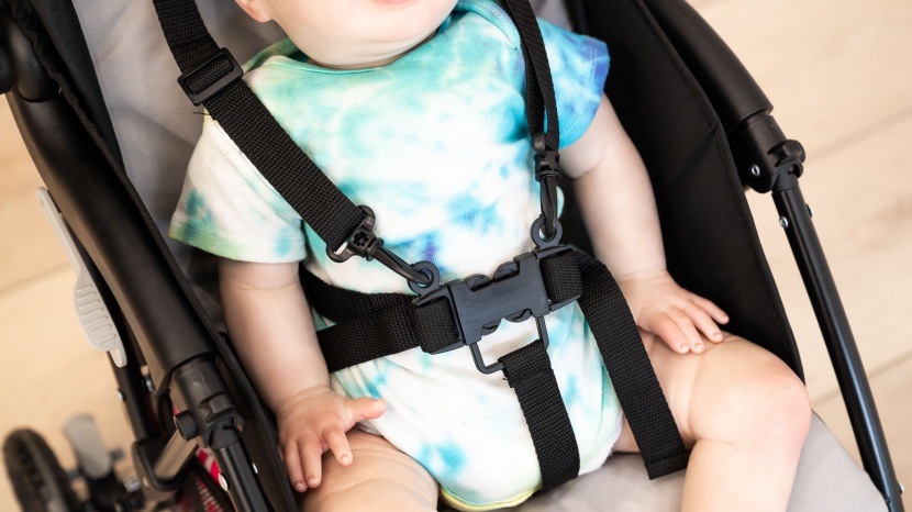 the kolcraft checks the harness box but doesn't seem to give much...