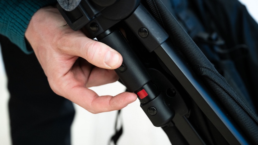 the red color indicator on the zoe lets you know the stroller is...