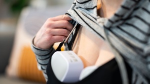 The Momcozy S9 provides a convenient tube-free pumping experience.