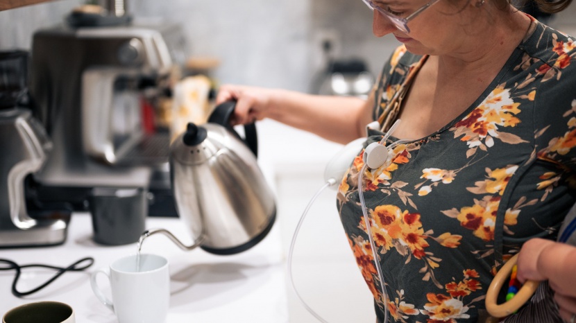 elvie stride - the elvie allows you to move about while pumping.