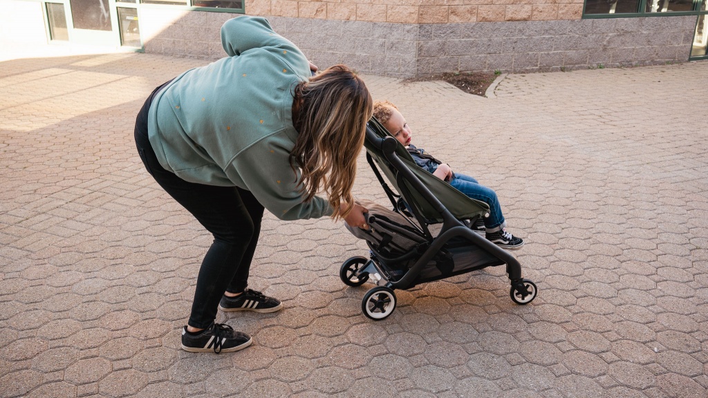 travel stroller - the butterfly has a spring-loaded back access to make getting items...