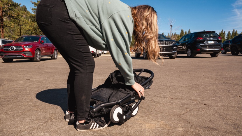 it can take some effort to click the yoyo2 closed and lock it in...