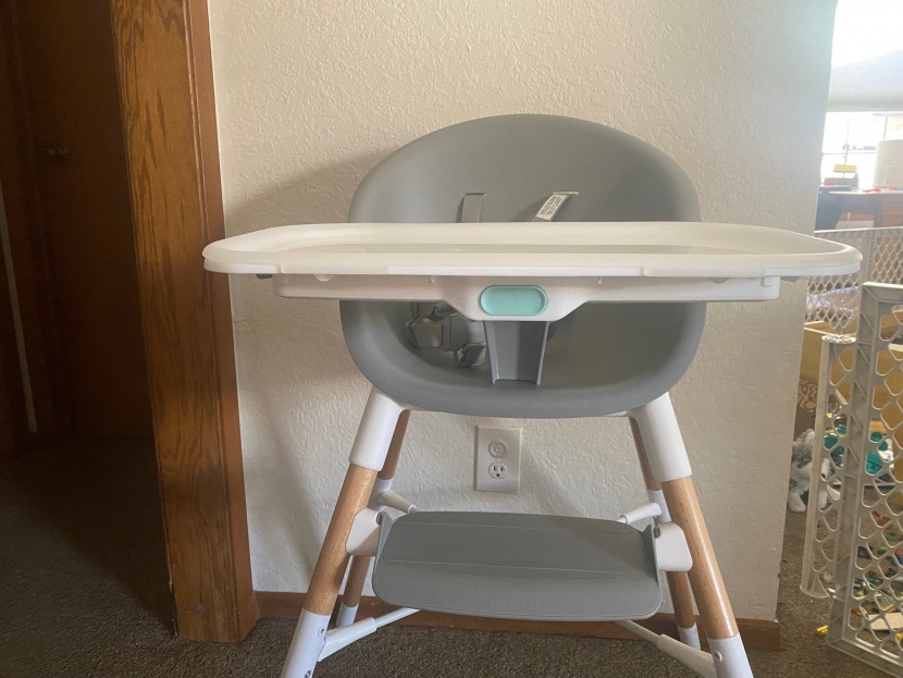 skip hop eon 4-in-1 multi-stage high chair - skip hop eon 4-in-1 multi-stage high chair detail.