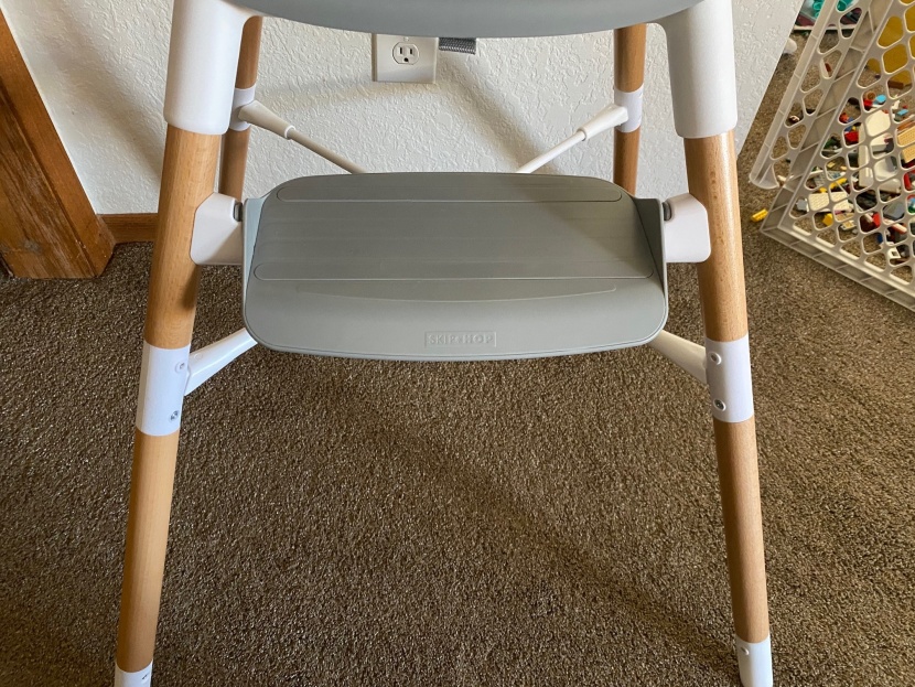 skip hop eon 4-in-1 multi-stage high chair - skip hop eon 4-in-1 multi-stage high chair footrest