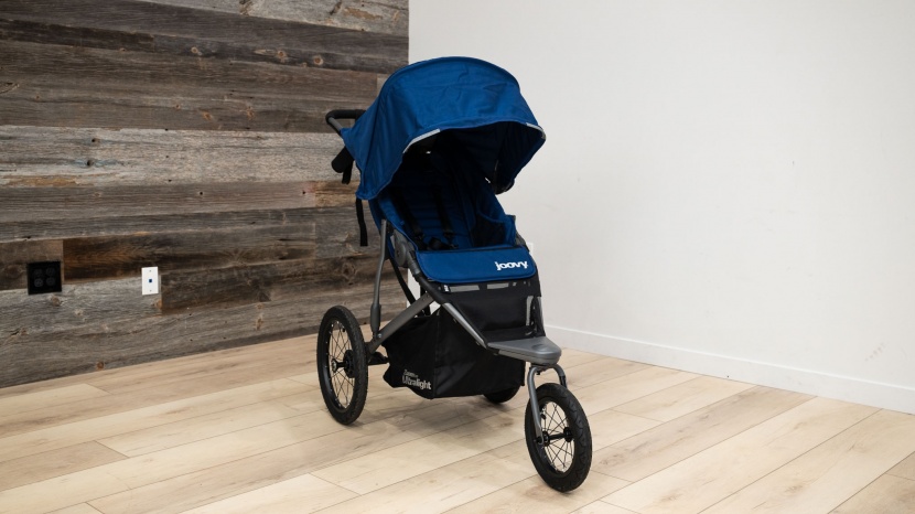 joovy zoom 360 ultralight - the joovy is a middle-of-the-road priced option with the...