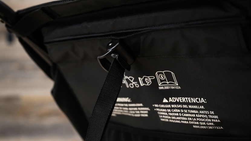 the plastic toggle on the summit is easy to use but feels dated.