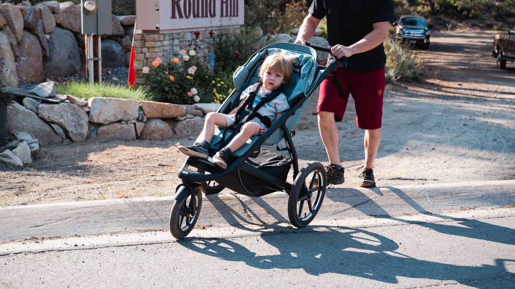 thule urban glide 3 - we like the urban glide 3, and if you're looking for an all-terrain...