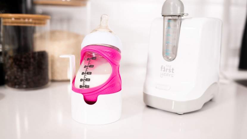 the first years 2-in-1 simple serve - the wider base bottles did not fit in the simple serve during our...