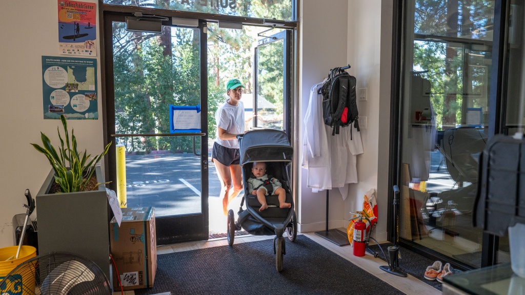 jogging stroller - strollers like guava have loads of features that make it perfect for...
