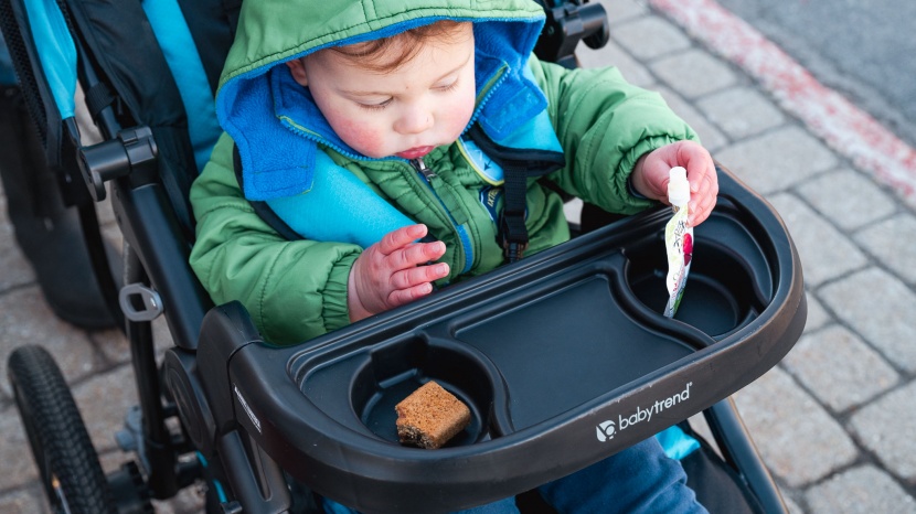the baby trend expedition race tec includes a snack tray but the cup...