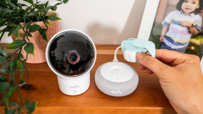 Lead photo for Eufy Smart Sock S340