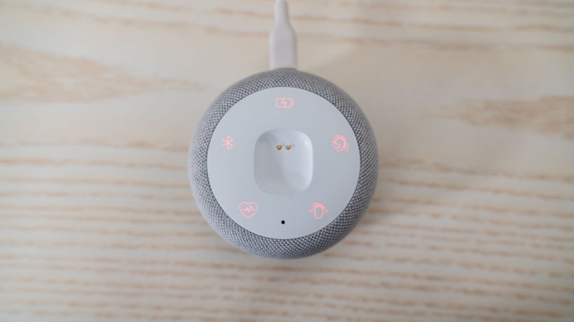 eufy smart sock s340 - the icons on the eufy base station help inform what the prompt or...