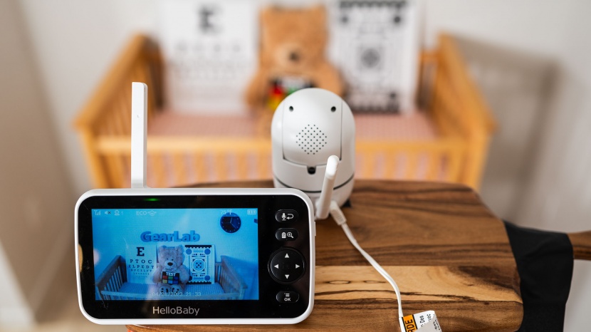 hellobaby hb6550 - the resolution on the hellobaby is not as good as others, but good...