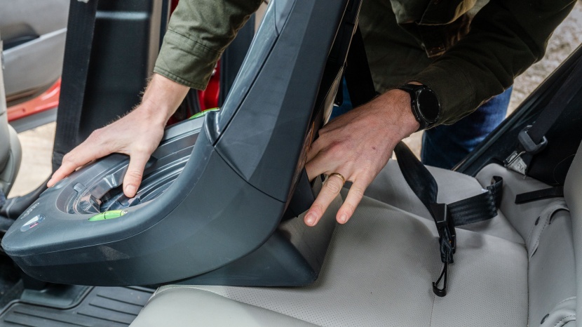 chicco fit 360 - the fit360 has latch connectors that tuck into the seat base.
