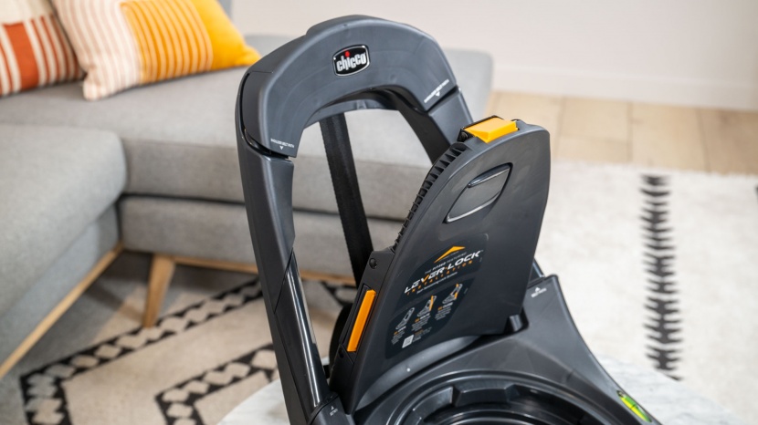 the leverlock on the fit 360 is easy to open and close.