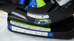 The level on the Poplar is color-coded for forward and rear-facing...