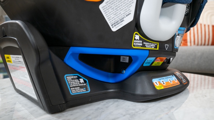 the rear-facing belt path on the graco turn2me is color-coded in...