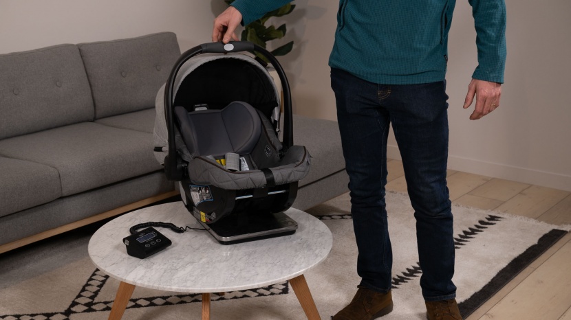 graco premier snugride snugfit 35 xt - we weighed each carrier in this review to give a clearer picture of...