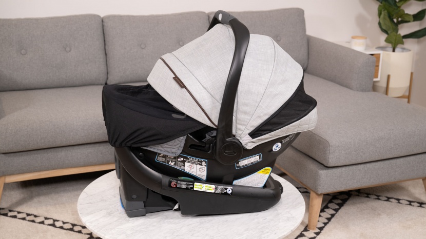 graco premier snugride snugfit 35 xt - for a graco seat, the premier is of higher quality than we typically...