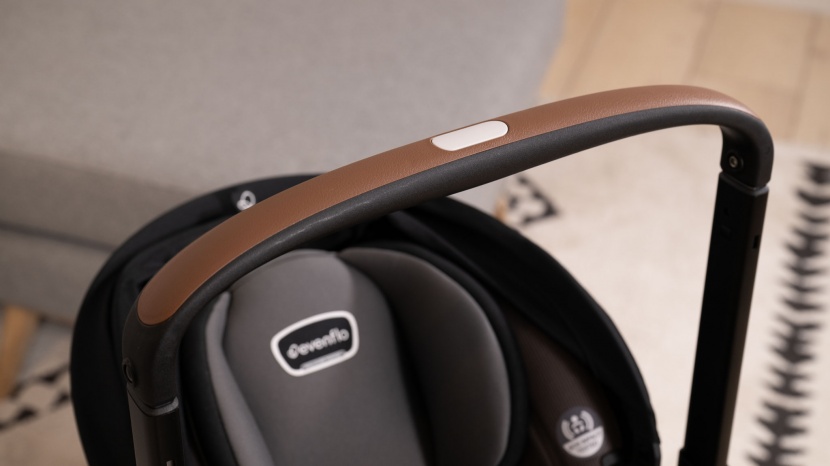 evenflo shyft dualride - the shyft handle is an upgrade from traditional infant car seats as...