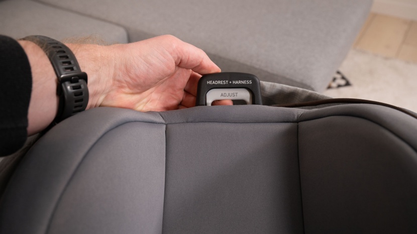 graco premier snugride snugfit 35 xt - the premier headrest is the harness height adjustment assembly and...