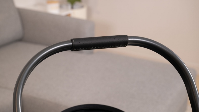 uppababy aria - the rounded leather wrap on the aria handle makes it more...