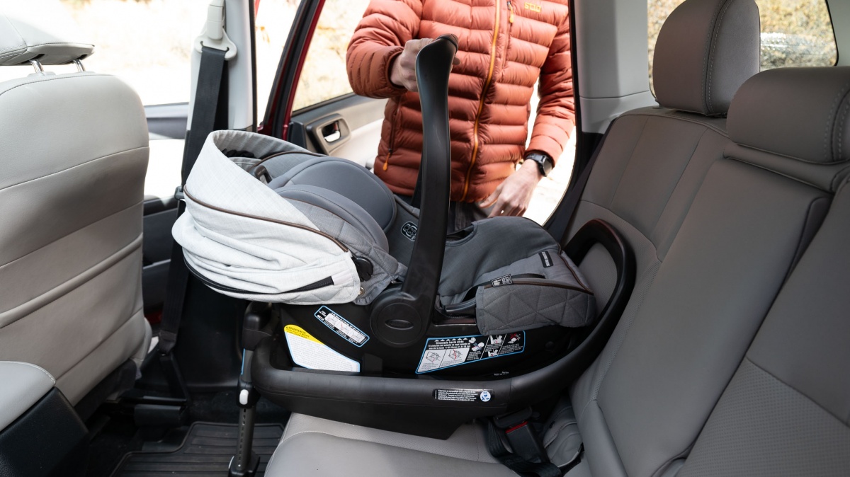 Graco Premier SnugRide SnugFit 35 XT Review