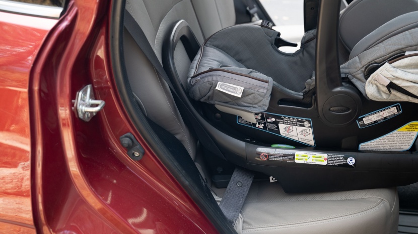 graco premier snugride snugfit 35 xt - the premier belt installation includes the lock-off that was...