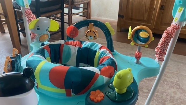 jumper - the fisher price jumperoo activity center is made of quality parts.