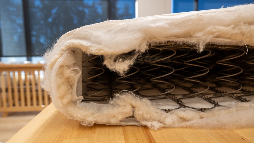 naturepedic organic cotton classic 150 seamless 2-stage - naturpedic has a transparent material list and builds the seamless...