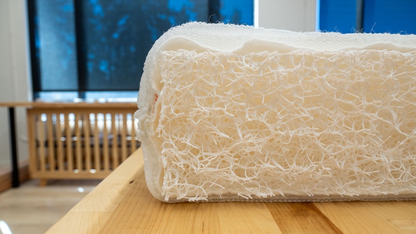 the inner core of the newton can be hosed off and washed in your...