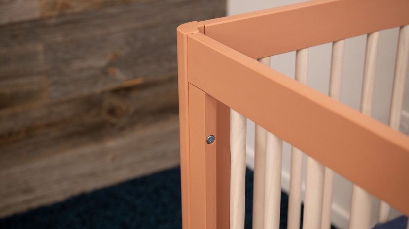 the lolly fasteners face in instead of on the forward-facing edge to...