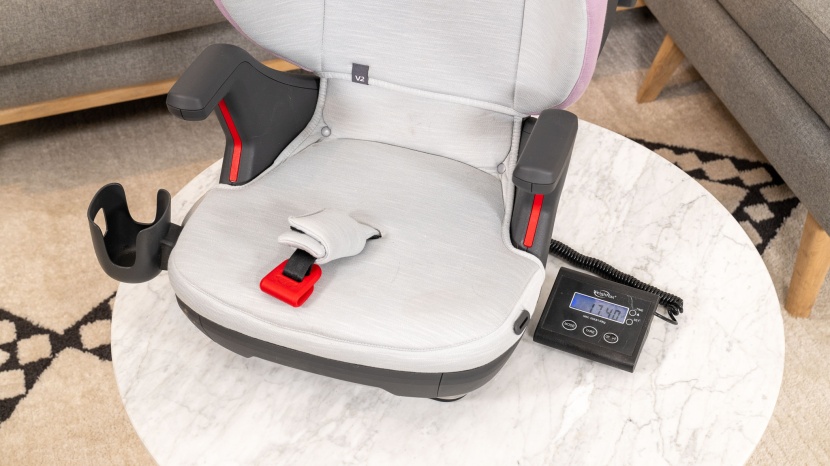 uppababy alta v2 - the alta v2 is on the heavy side for the booster group with a weight...