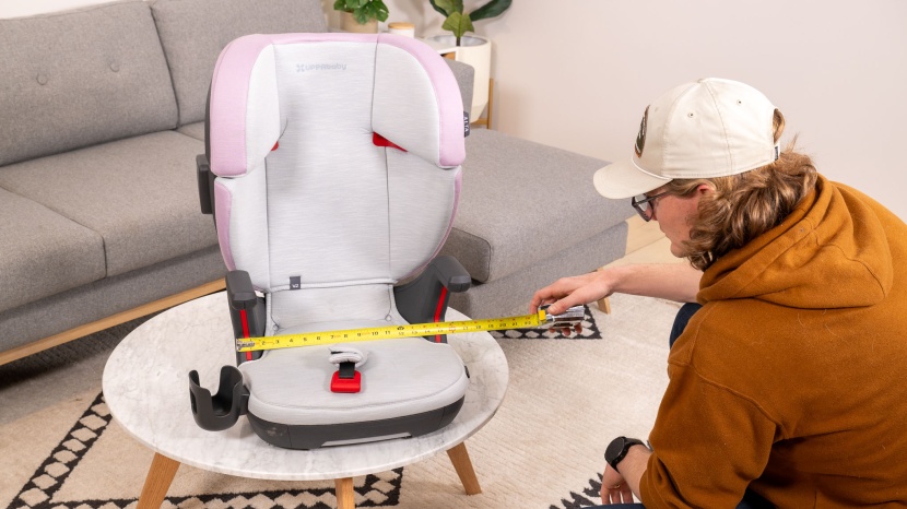 uppababy alta v2 - the alta v2 is a comparatively narrow seat with a bottom width of...