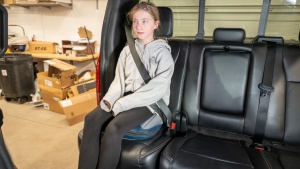 The Hiccapop is easy to transport but doesn't "install" in any way...