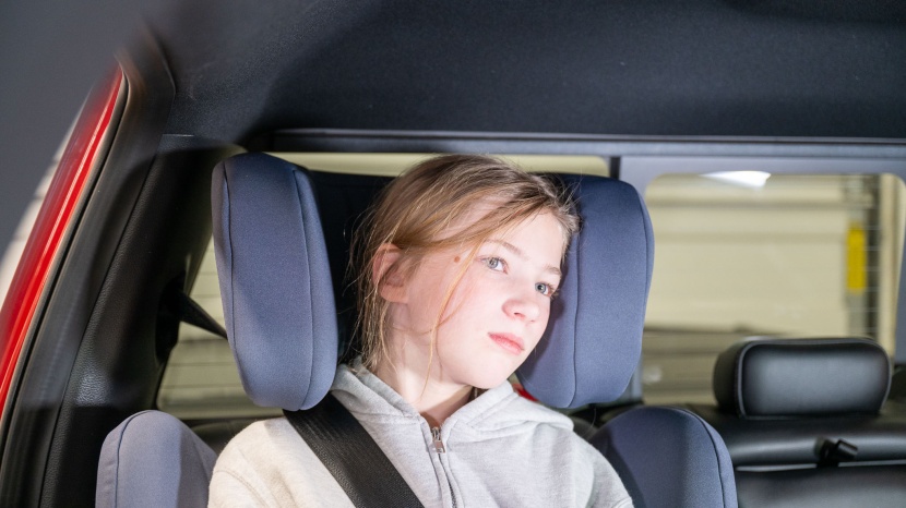 nuna aace - the nuna headrest has thick padding and soft fabric to help support...