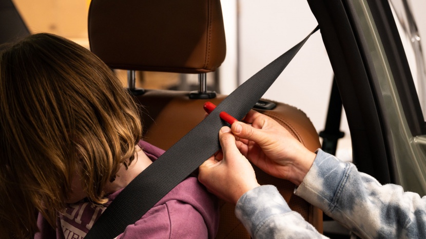 the shoulder positioner on the bubblebum might require some parental...