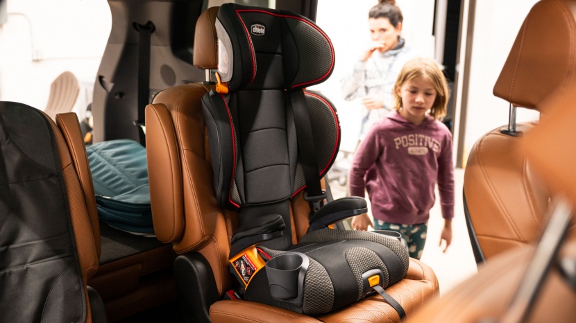 chicco kidfit cleartex plus 2-in-1 - we like the kidfit and think many parents will too, but the similar...