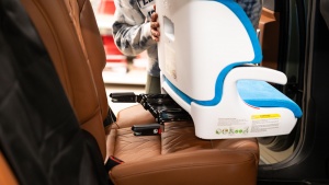 The Clek has a rigid LATCH system that is easy enough to use but...
