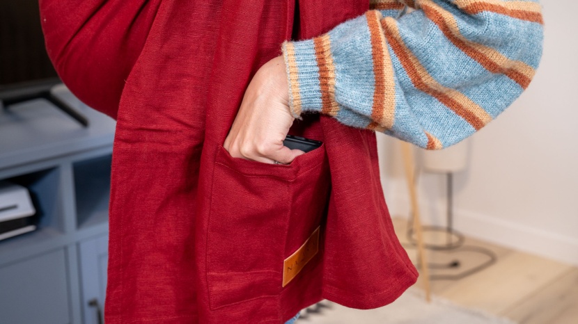 nalakai ring sling - the tail end storage pocket on the nalakai is useful, but it doesn&#039;t...